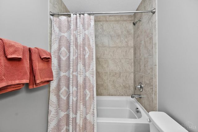 8166 Moonstone Drive, West Chester, OH 45241