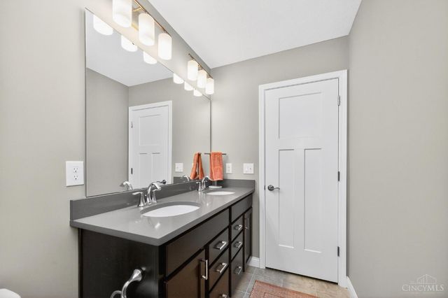 8166 Moonstone Drive, West Chester, OH 45241