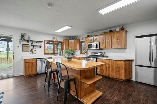 408 Kelly Avenue, Baxter, IA 50028