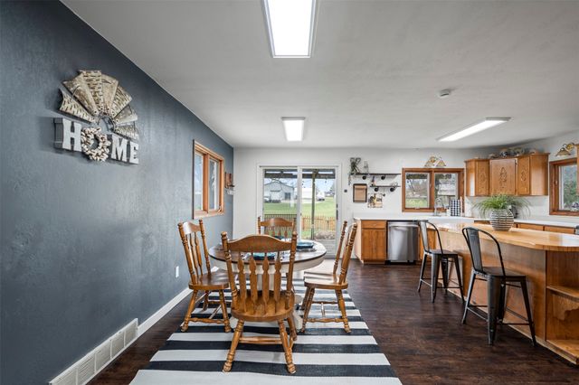 408 Kelly Avenue, Baxter, IA 50028