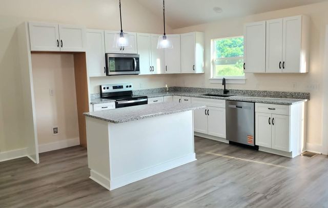 19 Wilkerson Hollow Ln, Brush Creek, TN 38547