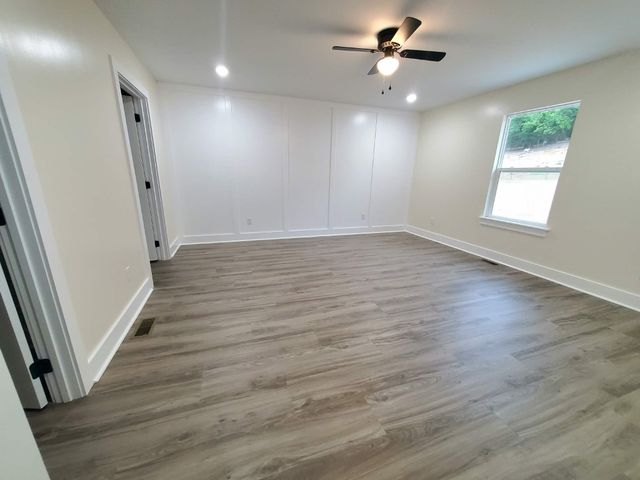 19 Wilkerson Hollow Ln, Brush Creek, TN 38547