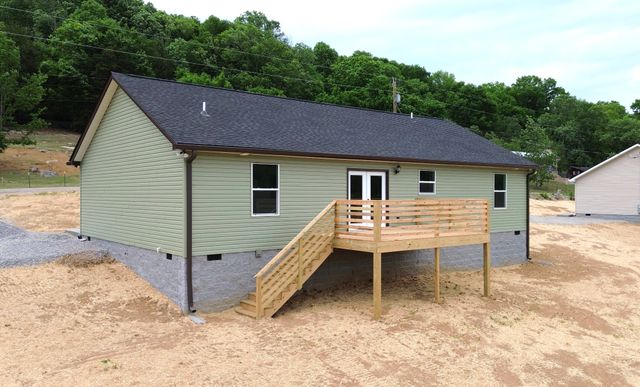 19 Wilkerson Hollow Ln, Brush Creek, TN 38547