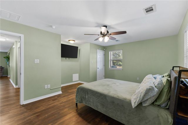 316 Holly Drive, Caldwell, TX 77836