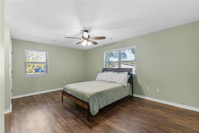 316 Holly Drive, Caldwell, TX 77836