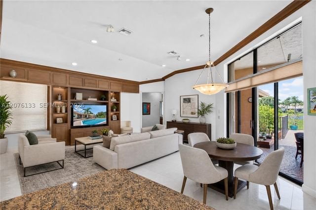 2725 Hunter Rd, Weston, FL 33331