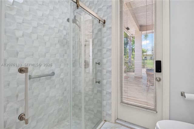 2725 Hunter Rd, Weston, FL 33331