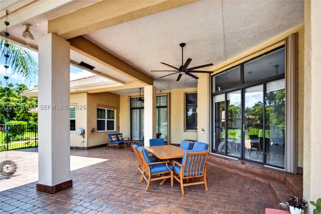 2725 Hunter Rd, Weston, FL 33331