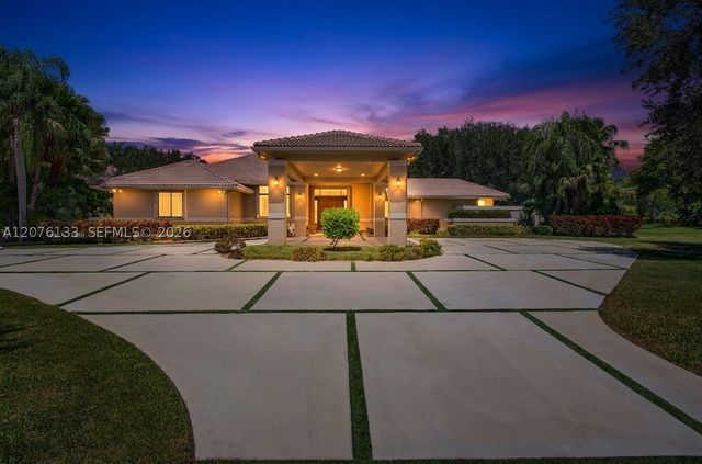 2725 Hunter Rd, Weston, FL 33331
