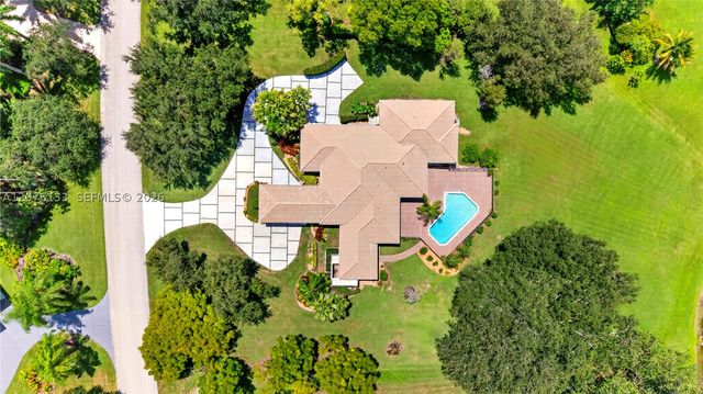2725 Hunter Rd, Weston, FL 33331