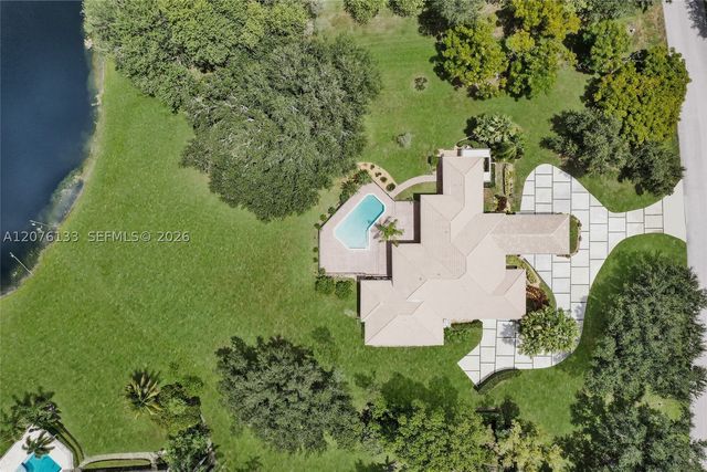 2725 Hunter Rd, Weston, FL 33331