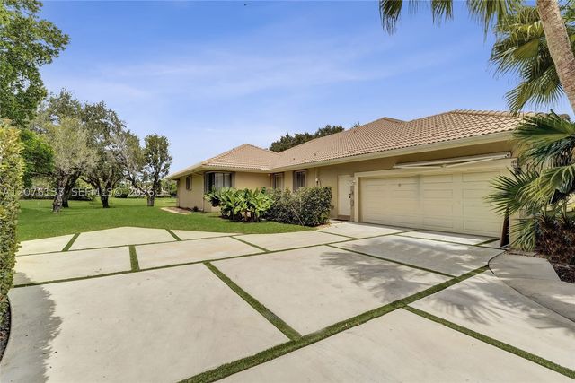 2725 Hunter Rd, Weston, FL 33331