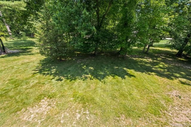 21 Arbor Lane, Bardonia, NY 10954