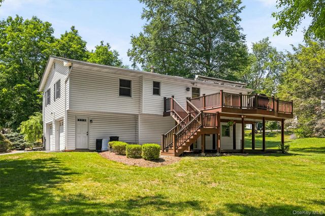 21 Arbor Lane, Bardonia, NY 10954