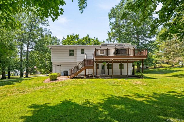 21 Arbor Lane, Bardonia, NY 10954