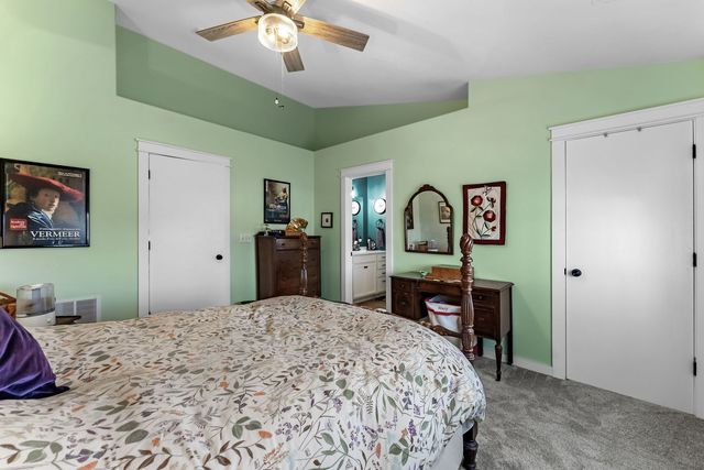 722 Prairie Meadow Drive 0, Blue Grass, IA 52726