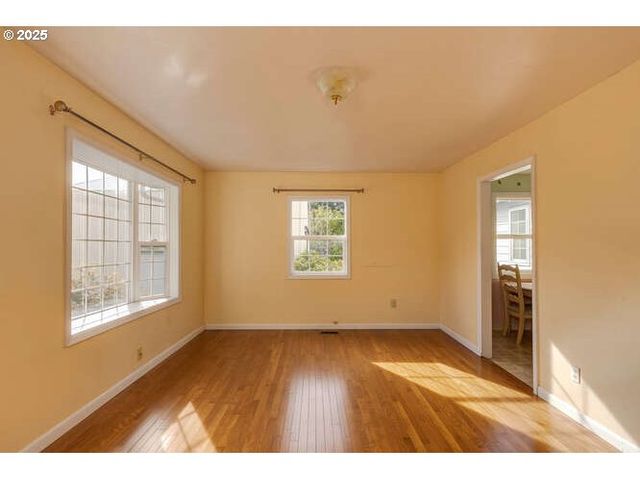 4101 Ne TERRACE Dr, Newberg, OR 97132