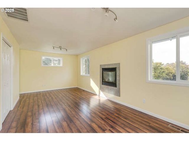 4101 Ne TERRACE Dr, Newberg, OR 97132