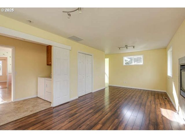 4101 Ne TERRACE Dr, Newberg, OR 97132