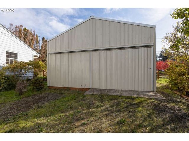 4101 Ne TERRACE Dr, Newberg, OR 97132