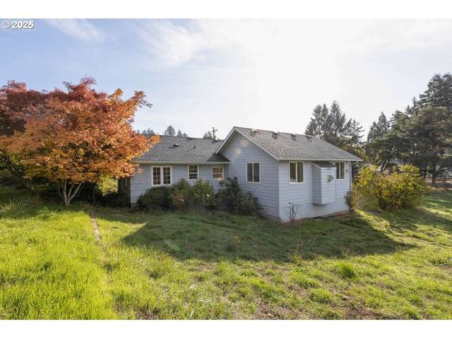 4101 Ne TERRACE Dr, Newberg, OR 97132