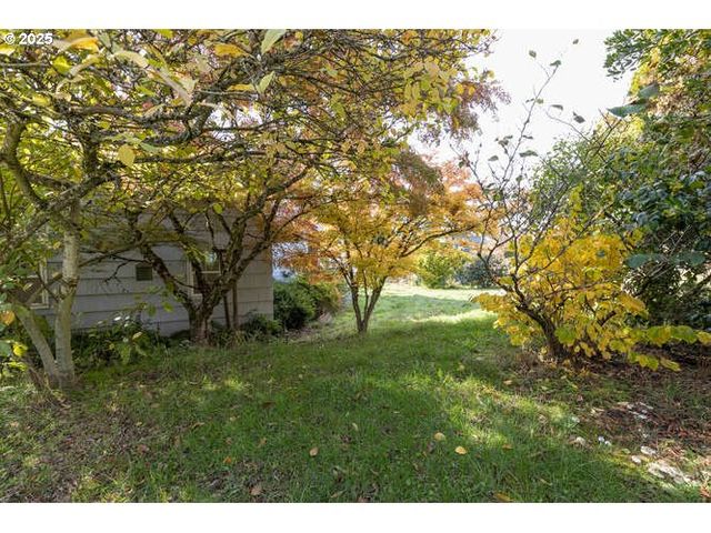 4101 Ne TERRACE Dr, Newberg, OR 97132