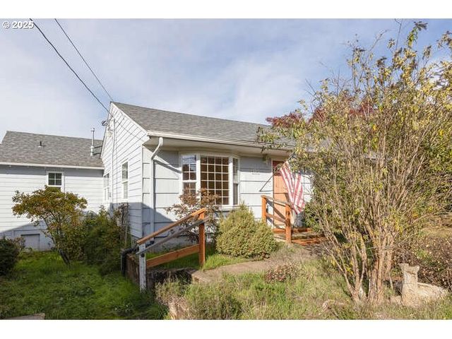 4101 Ne TERRACE Dr, Newberg, OR 97132