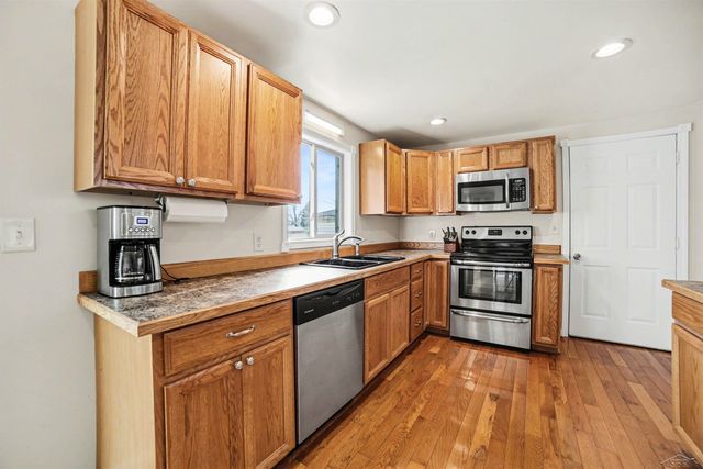 9855 Elmwood Drive, Tittabawassee Twp, MI 48623