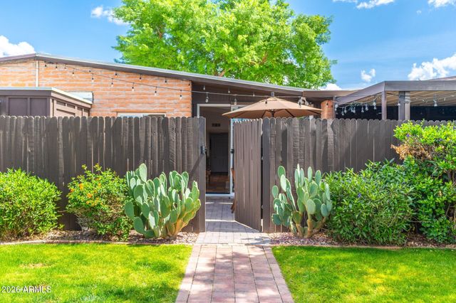 3036 N 32ND Street 303, Phoenix, AZ 85018