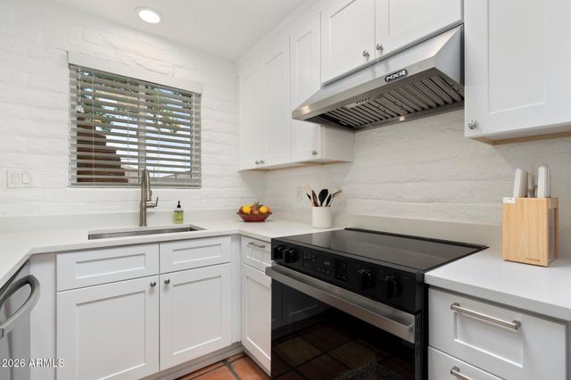 3036 N 32ND Street 303, Phoenix, AZ 85018