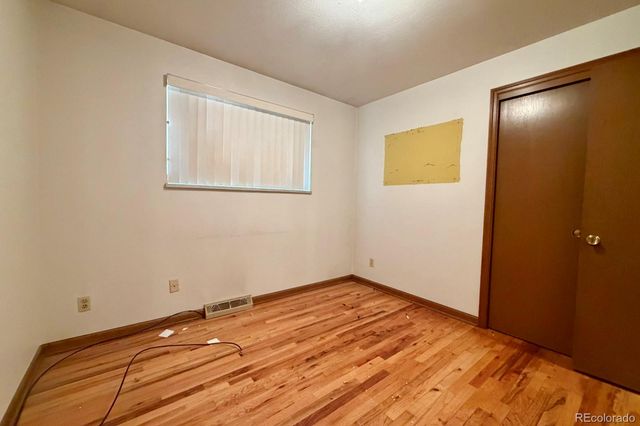 1114 S Oakland Street, Aurora, CO 80012