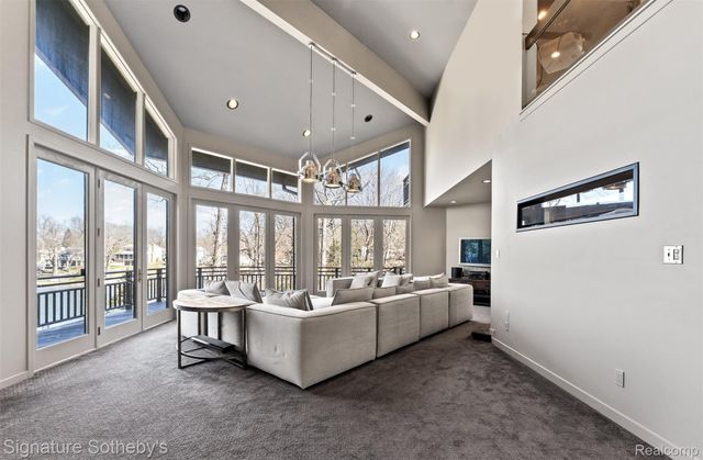 1745 Ridge Road, White Lake Charter Township, MI 48383