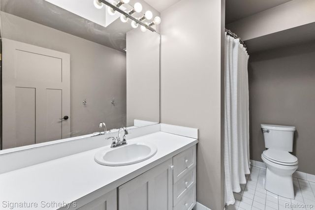 1745 Ridge Road, White Lake Charter Township, MI 48383