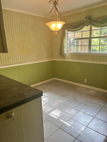 3000 Watson Dr., Hattiesburg, MS 39401