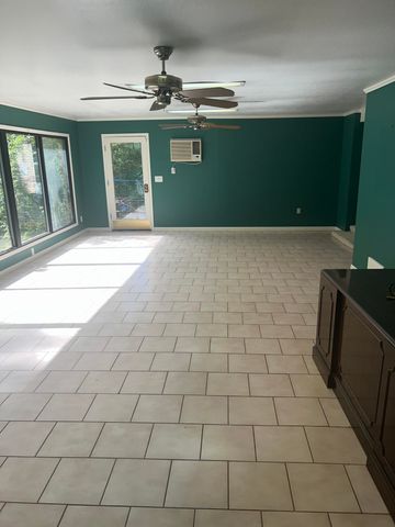 3000 Watson Dr., Hattiesburg, MS 39401