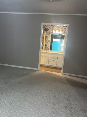 3000 Watson Dr., Hattiesburg, MS 39401