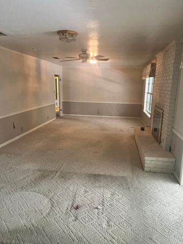 3000 Watson Dr., Hattiesburg, MS 39401