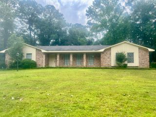 3000 Watson Dr., Hattiesburg, MS 39401