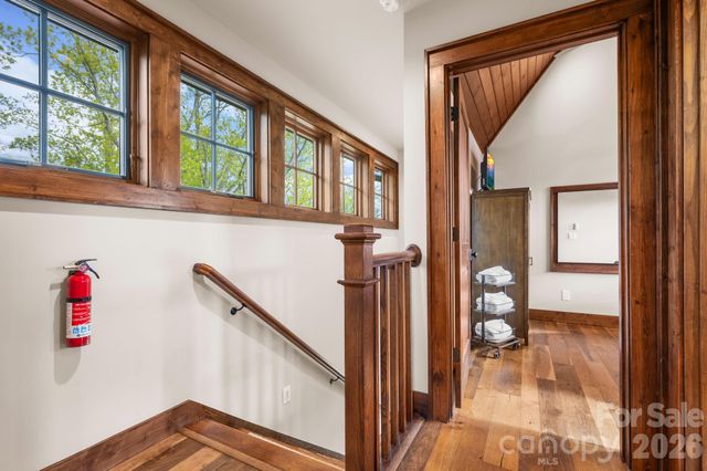 92 White Eagle Trail, Banner Elk, NC 28604