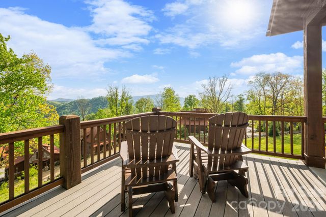 92 White Eagle Trail, Banner Elk, NC 28604