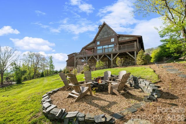 92 White Eagle Trail, Banner Elk, NC 28604