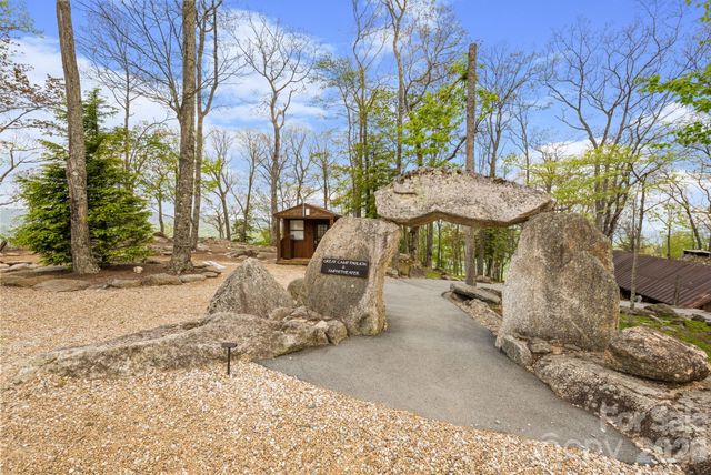 92 White Eagle Trail, Banner Elk, NC 28604