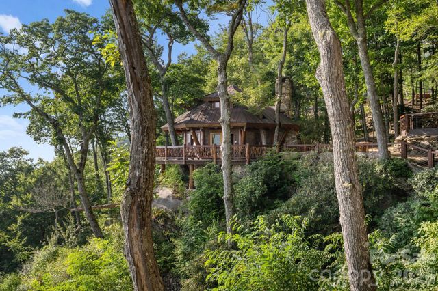 92 White Eagle Trail, Banner Elk, NC 28604