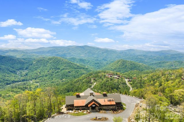 92 White Eagle Trail, Banner Elk, NC 28604