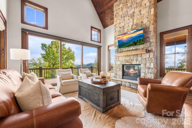 92 White Eagle Trail, Banner Elk, NC 28604