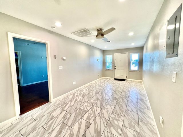 5302 Treaschwig Road, Spring, TX 77373