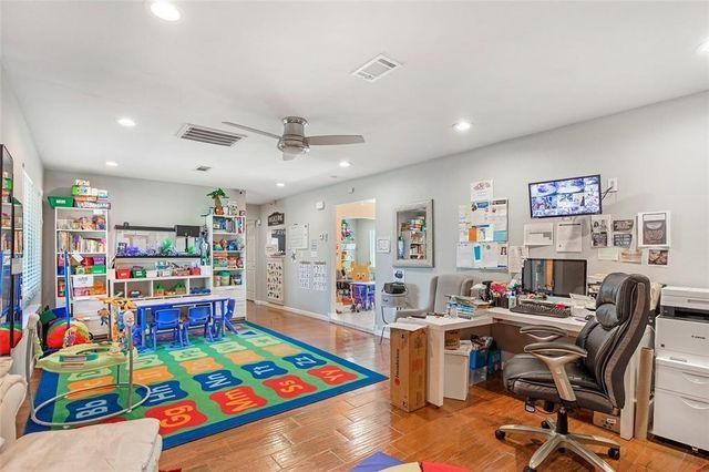 5302 Treaschwig Road, Spring, TX 77373