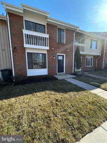 2206 FREAR PL, Herndon, VA 20170