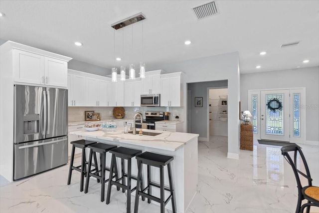 6605 24TH AVE AVENUE S, Tampa, FL 33619