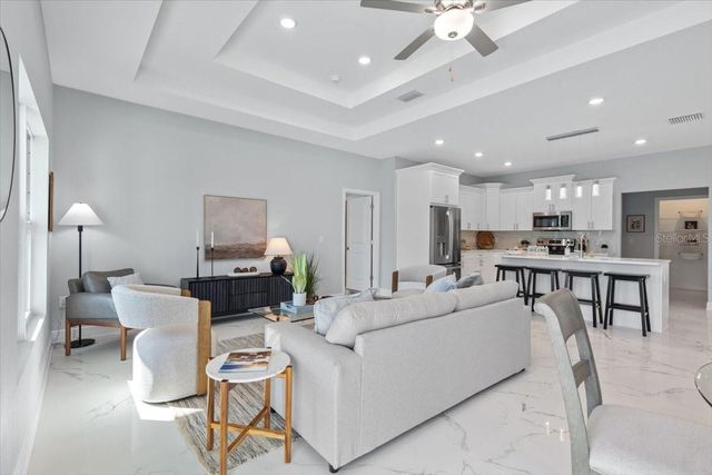 6605 24TH AVE AVENUE S, Tampa, FL 33619